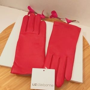 Liz Claiborne leather gloves